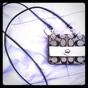 Coach wallet w/ crossbody option